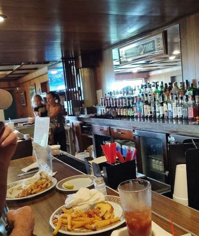 Sherwood On the Hill Golf & Motel - Web Listing (newer photo)